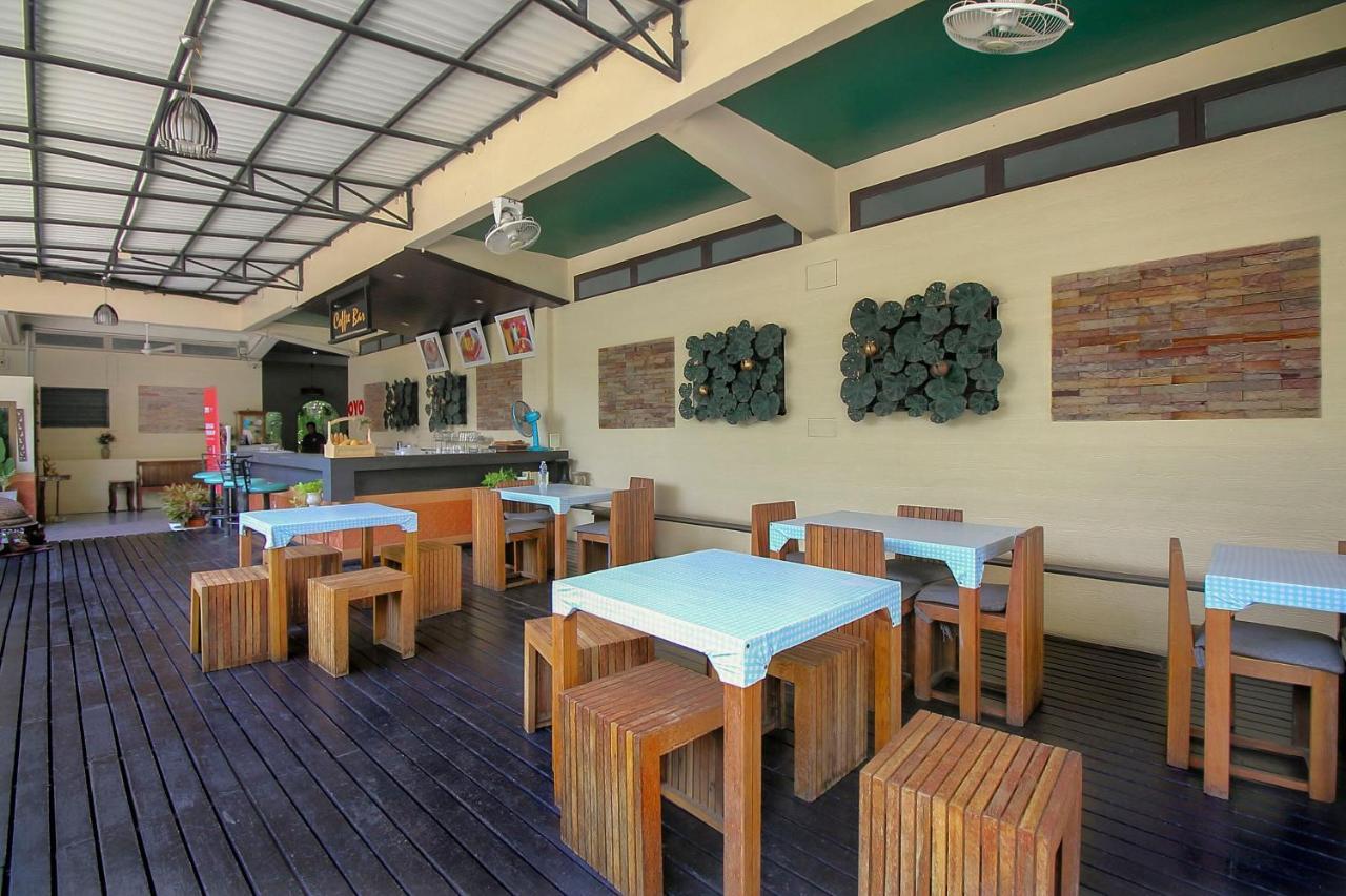 Rajata Hotel Банкок Екстериор снимка